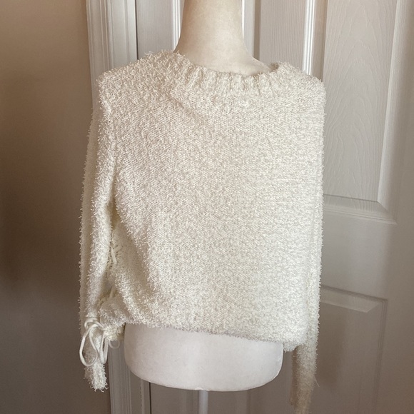 NWOT Jack by BB Dakota Cream Fuzzy Sweater - Picture 6 of 6